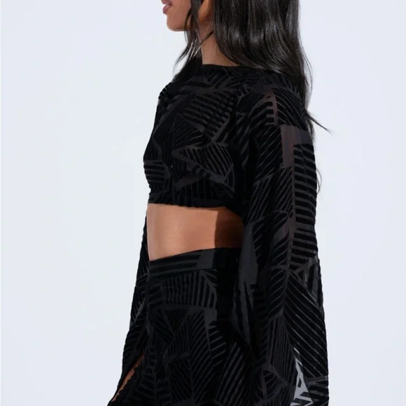 AKIRA’S Having Regrets About You See Through Black Velvet Geometric Pattern Top - Picture 4 of 7